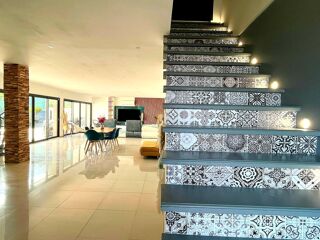  Villa  vendre 7 pices 220 m