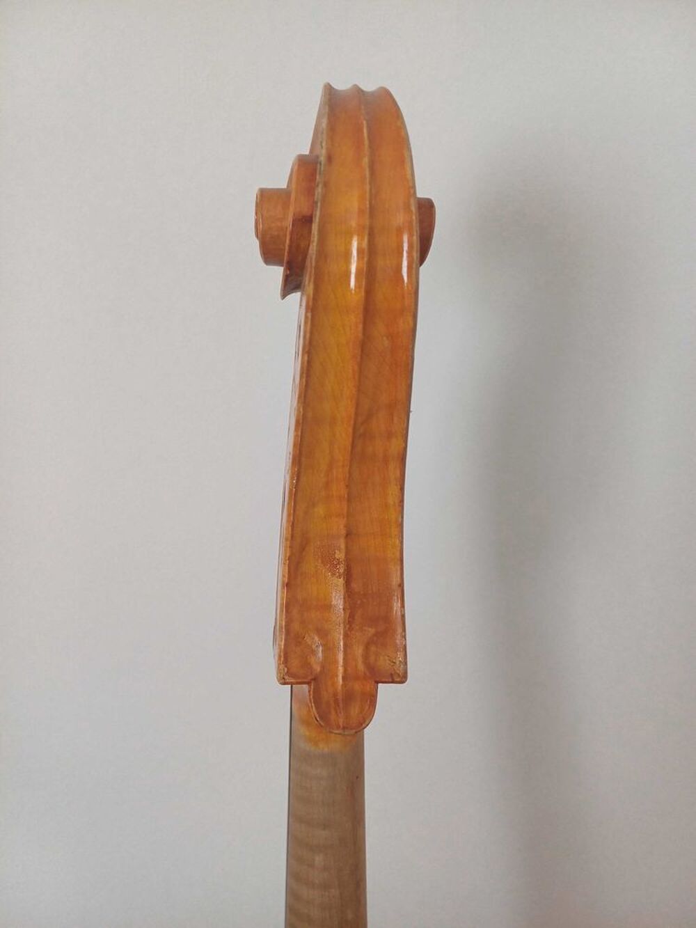 violon Ach&egrave;te et restaure instruments Instruments de musique