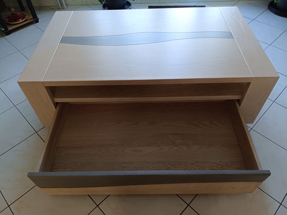 meuble TV en ch&ecirc;ne massif et table basse Meubles