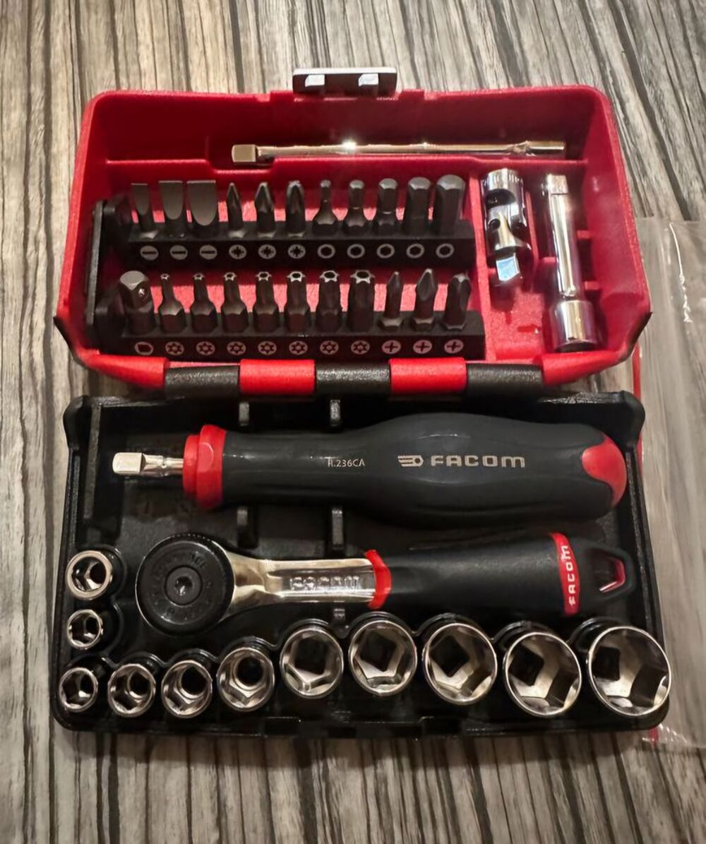 Lot outils facom Bricolage