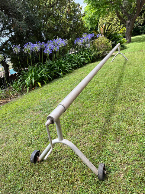 Barre alu pour b�che de piscine
50 La Turbie (06)