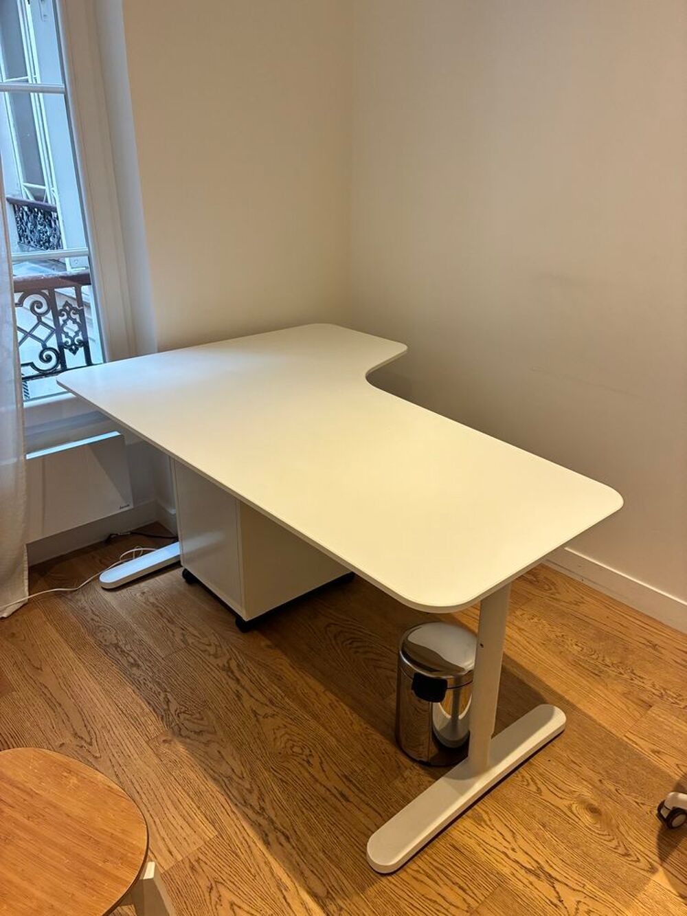 Bureau d'angle Bekant IKEA blanc Meubles