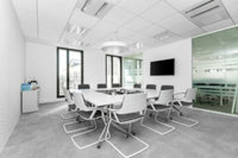   Réservez un espace de bureau ouvert pour les entreprises de toutes tailles à Montevrain Gare Val d'Europe  