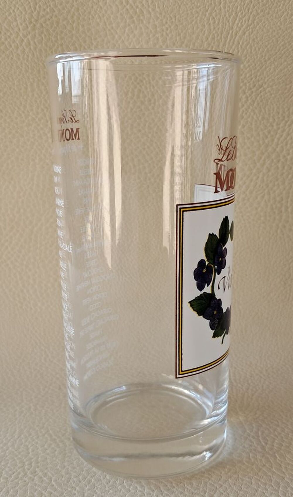 verre le sirop de Monin go&ucirc;t violette Cuisine