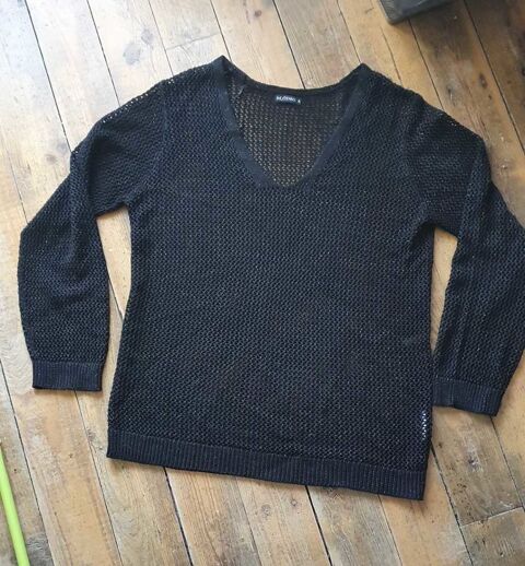 Pull   paillettes noir in exentso XL 3 Monistrol-sur-Loire (43)