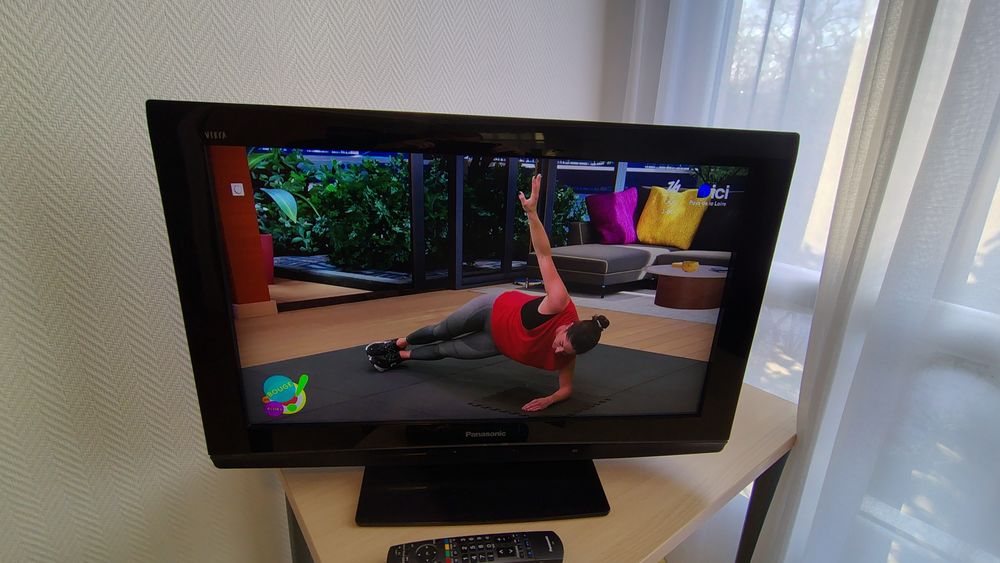 T&eacute;l&eacute;viseur PANOSONIC 32" 80cm Audio et hifi