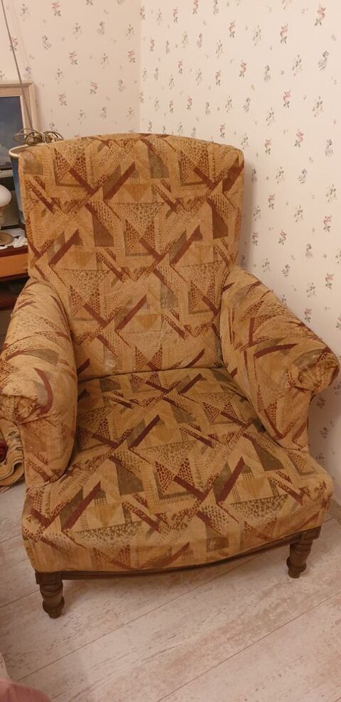 FAUTEUIL ANCIEN 55 Mehun-sur-Y�vre (18)
