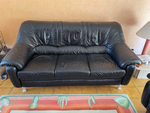Canap� 3 places noir en cuir tr�s bon �tat 220 Pac� (35)