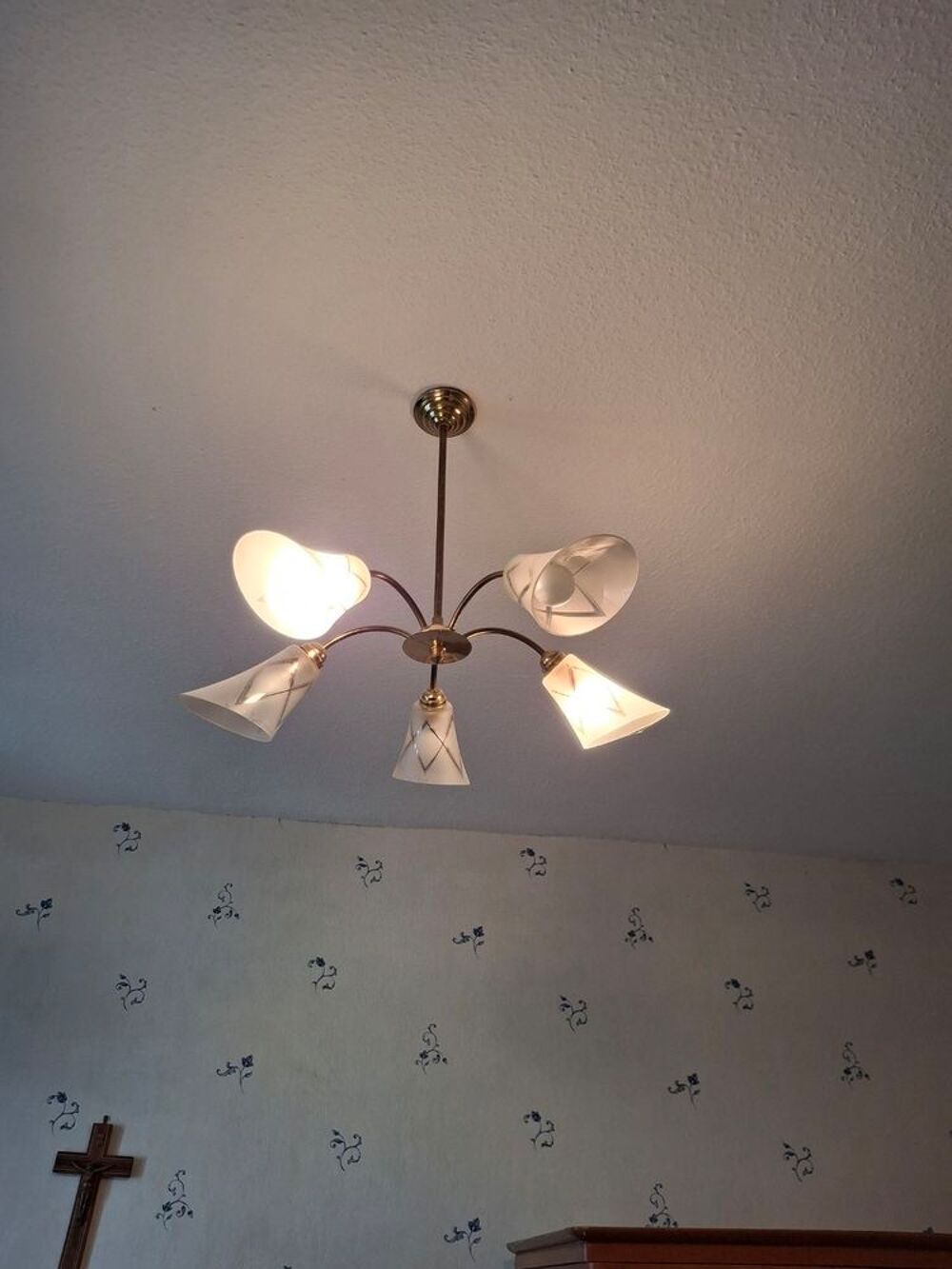 Lustre Meubles
