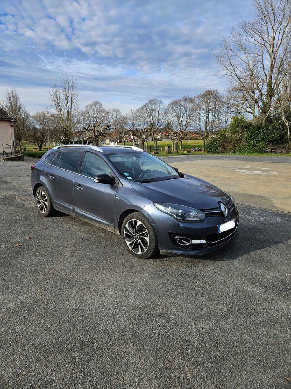 Mégane III Estate Mégane Estate III 1.5 dCi 110 FAP eco2 Bose 2015 occasion 47500 Montayral