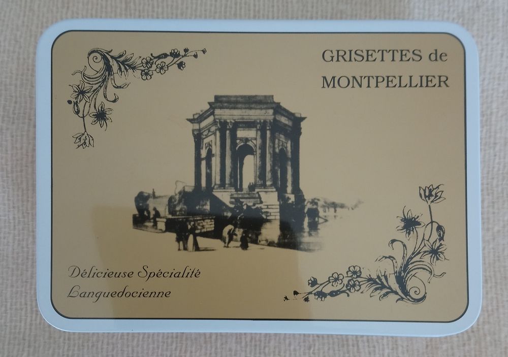 Boite m&eacute;tal vide Grisettes de Montpellier. Décoration