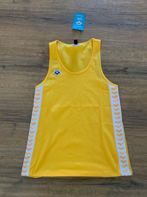 D�bardeur femme     Arena    10 Saleilles (66)