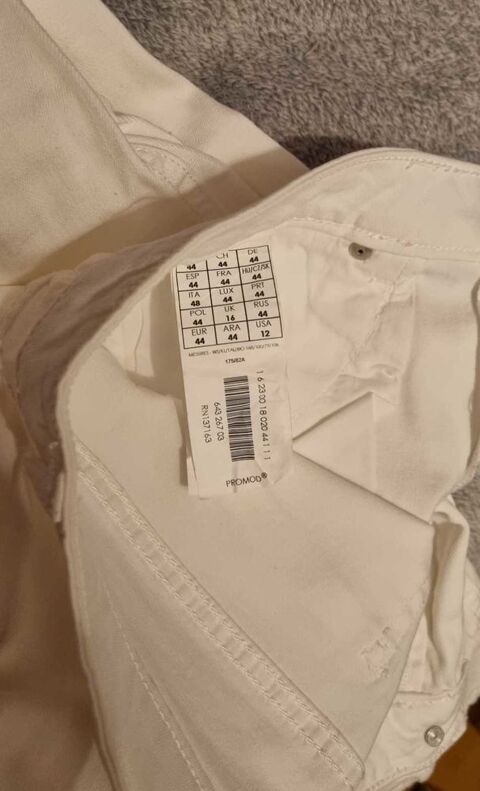 Jean femme neuf T44. promod 10 Oullins (69)