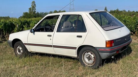 Peugeot 205 1.0 Junior 1987 occasion Avensan 33480