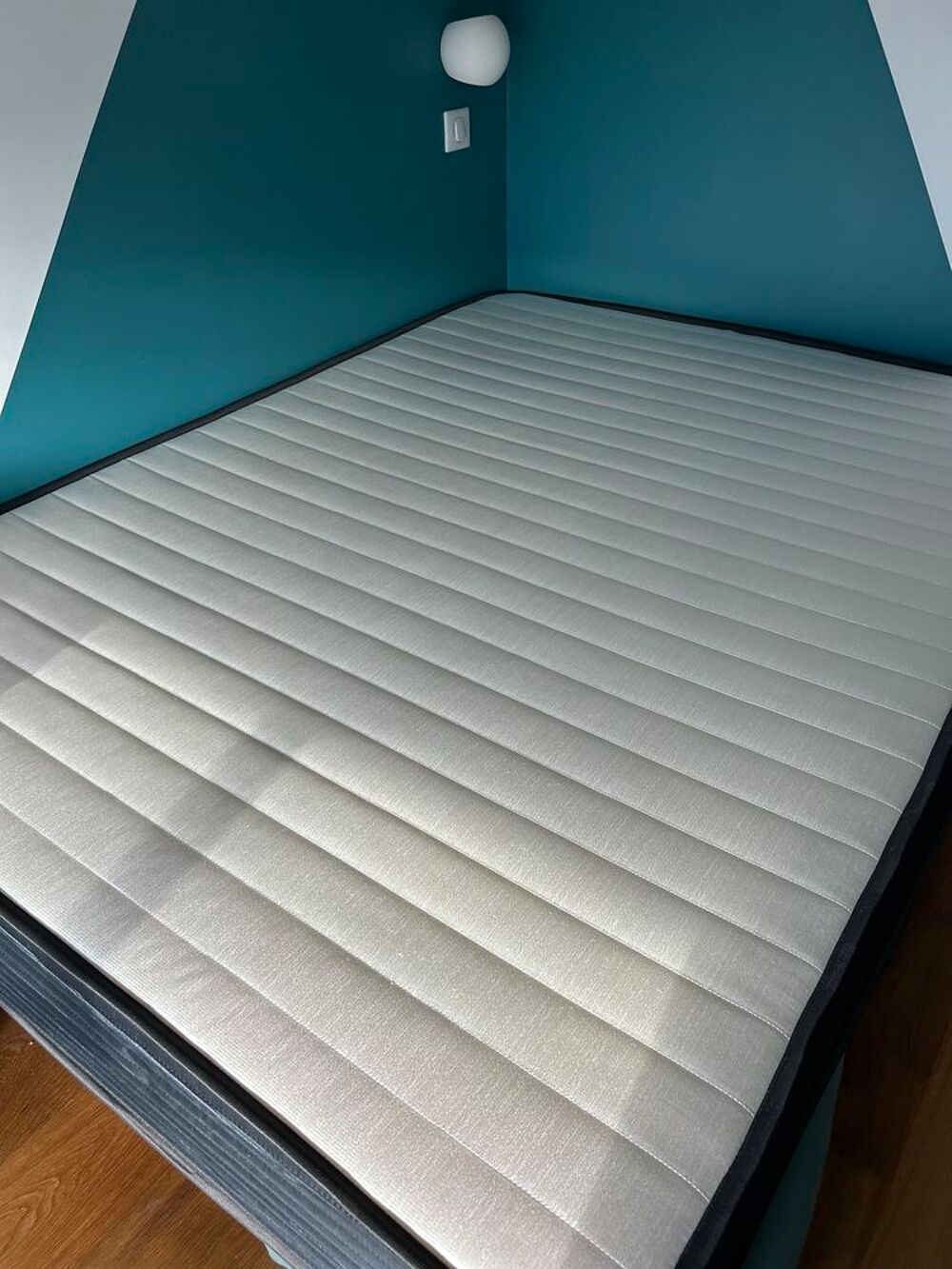 Ensemble matelas + sommier 140*190 Meubles