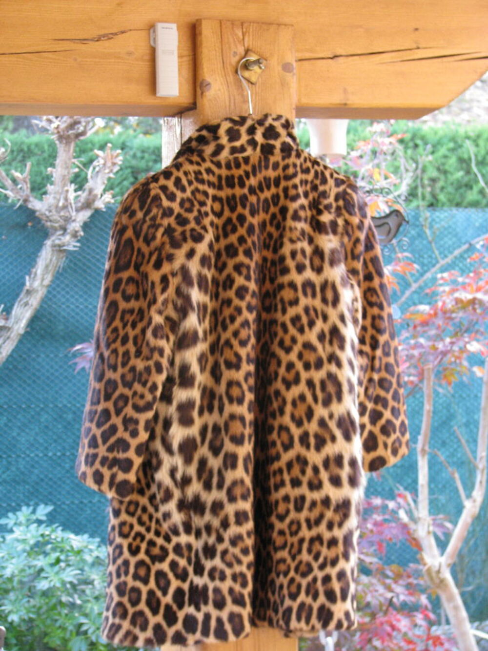 MANTEAU FOURRURE LEOPAR Vtements