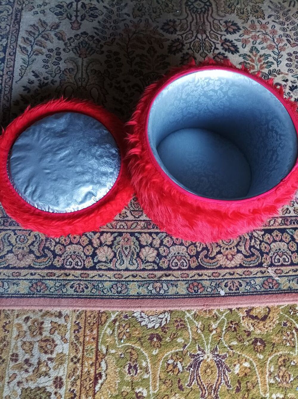 Pouf vintage rouge Décoration