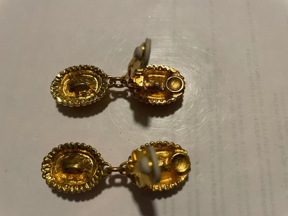 BO Clip pendante ovale perl&eacute;e Dor&eacute;e /strass Rouge/Fuchsia Bijoux et montres