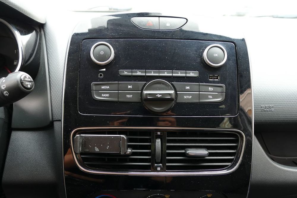 Clio IV Clio TCe 90 - 19 G&eacute;n&eacute;ration 2019 occasion 13600 La Ciotat