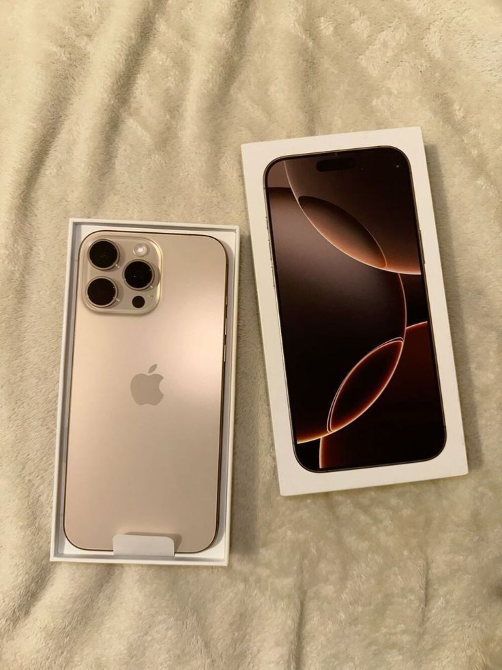 iPhone Dor&eacute; avec Bo&icirc;te - Triple Cam&eacute;ra Tlphones et tablettes