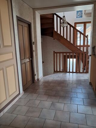  Maison � vendre 8 pi�ces 198 m�