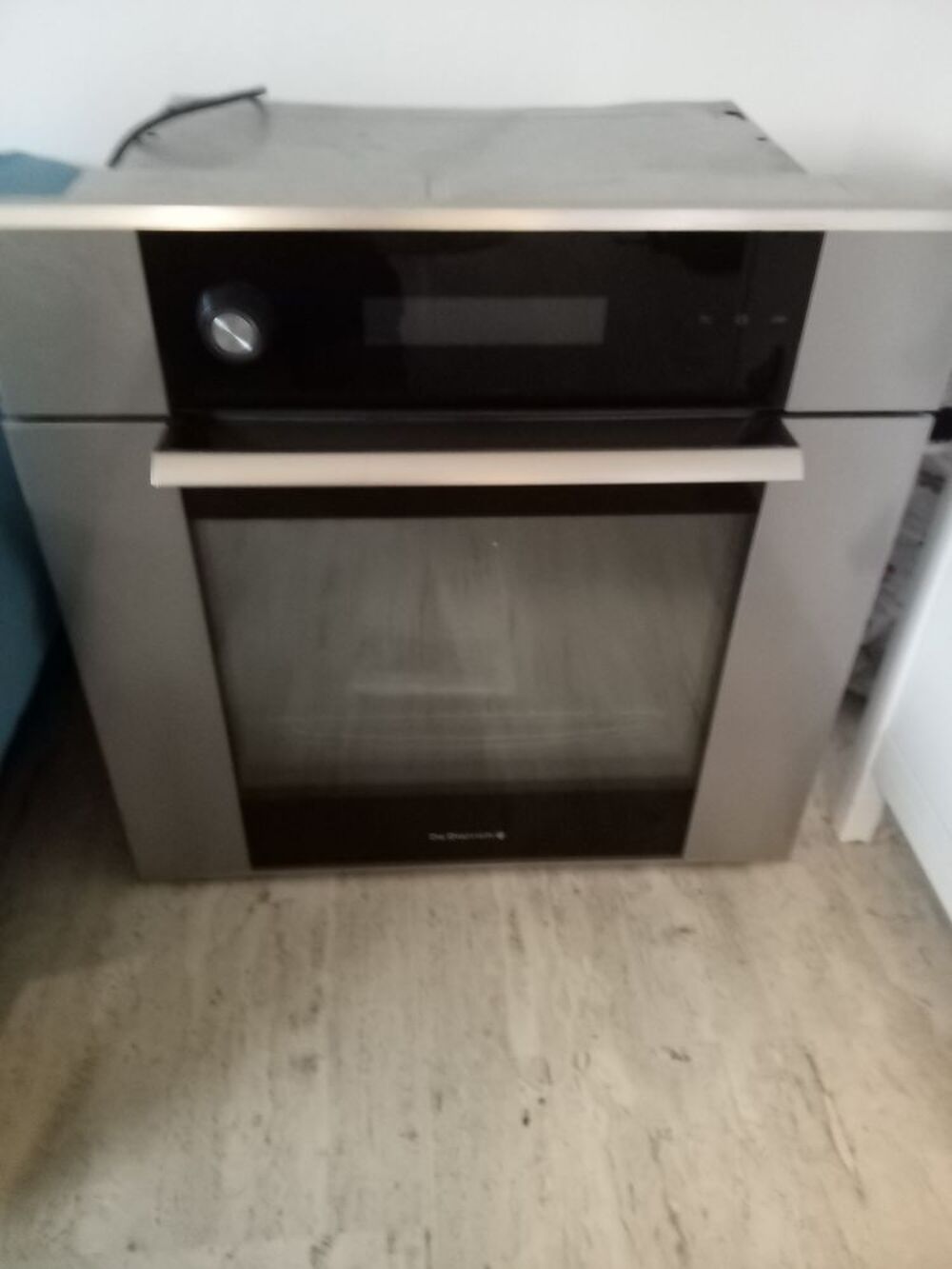 Four encastrable Electroménager
