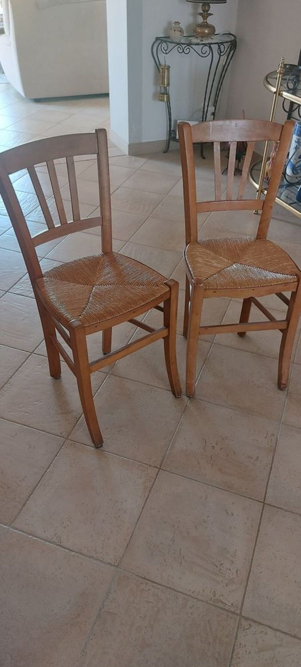 8 CHAISES 
Meubles