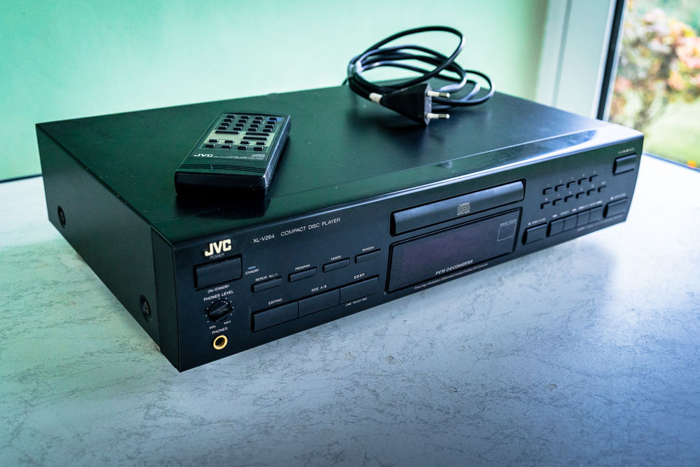 Lecteur de CD JVC Audio et hifi