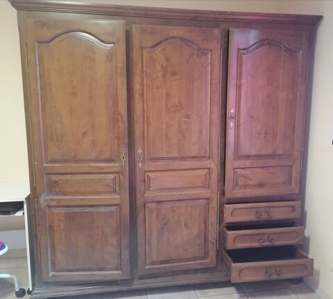 Grande armoire sapin massif 150 Sommières (30)