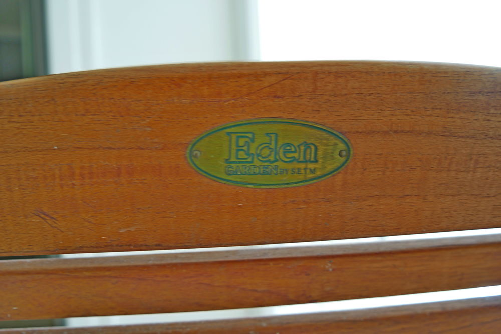 Table et chaises en teck massif Meubles