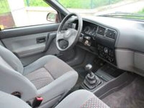 R19 19 1.8 RT 1994 occasion 06600 Antibes