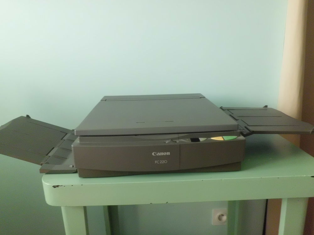 COPIEUR CANON FC 220 Matériel informatique