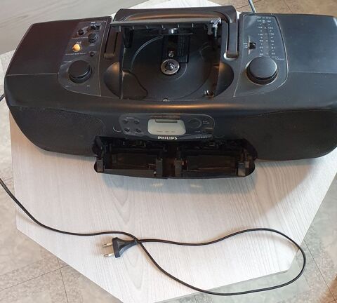 Poste double cassette et laser de marque Philips. 25 Feurs (42)
