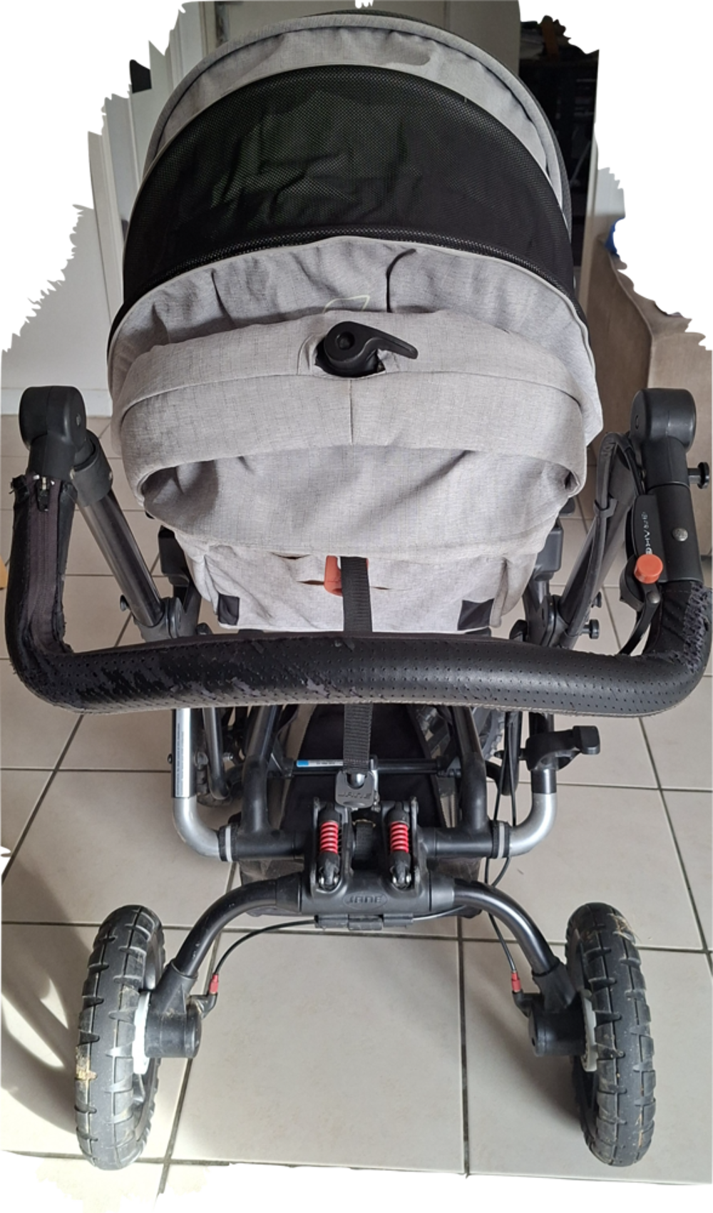 Poussette duo Crosswalk + nacelle Matrix Light 2 gris + base Puériculture