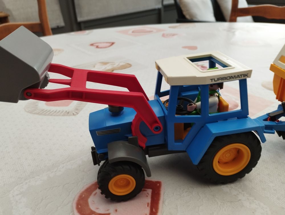 TRACTEUR PLAYMOBIL VINTAGE AVEC REMORQUE Jeux / jouets