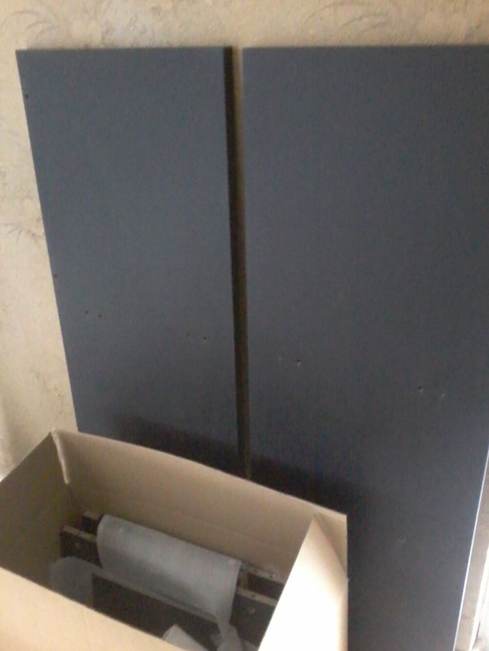 Meuble de t&eacute;l&eacute; neuf emballage Meubles