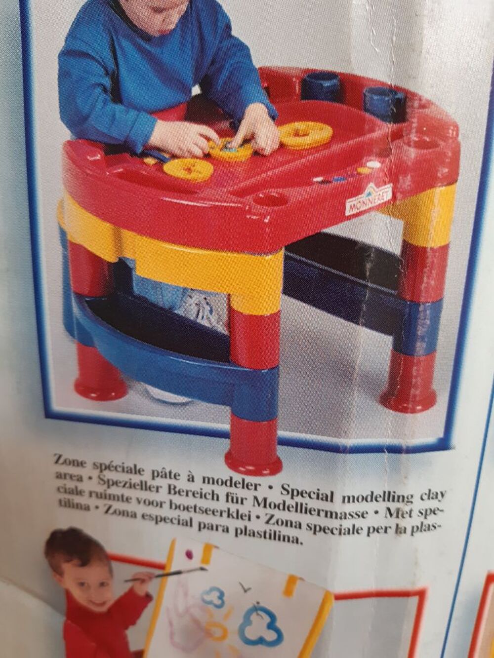 Bureau Multi-activit&eacute;s MONNERET multicolore + 3 ans. Mobilier enfants