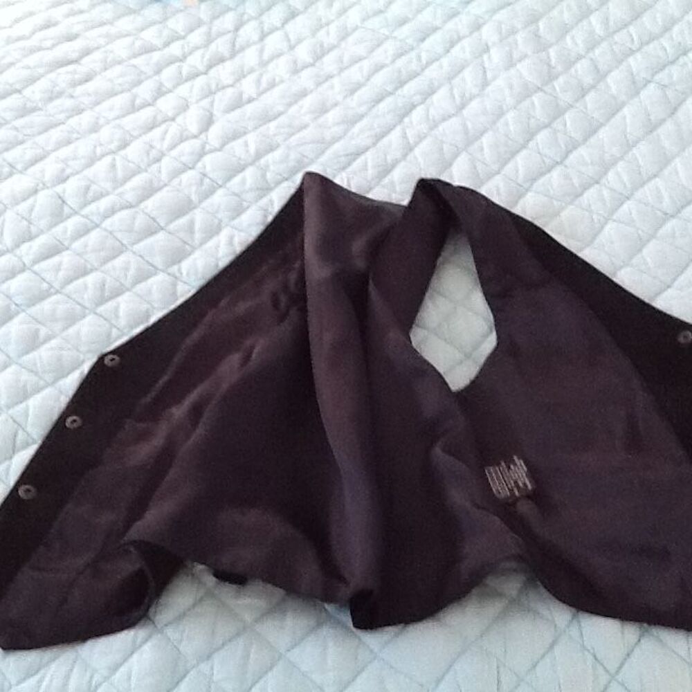 GILET NOIR CROUTE DE PORC Vêtements