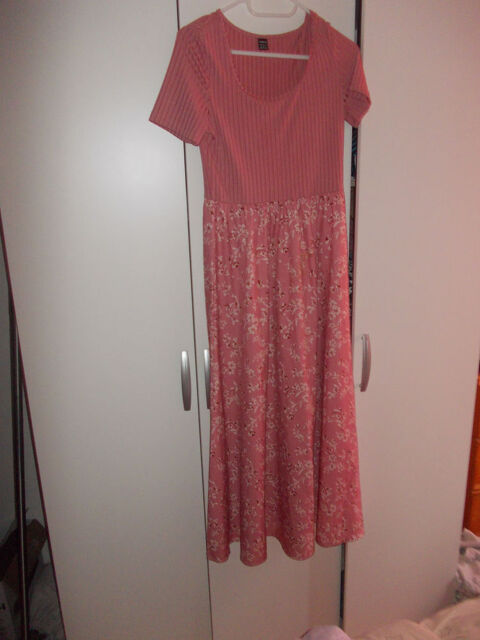 Robe rose Shein
Marchiennes (59)