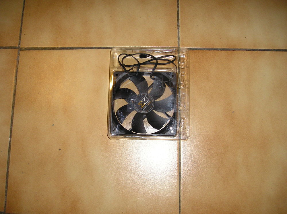 ventilateur de boitier XIGMATEK 12 cm x 12 cm - 1202512L Matériel informatique