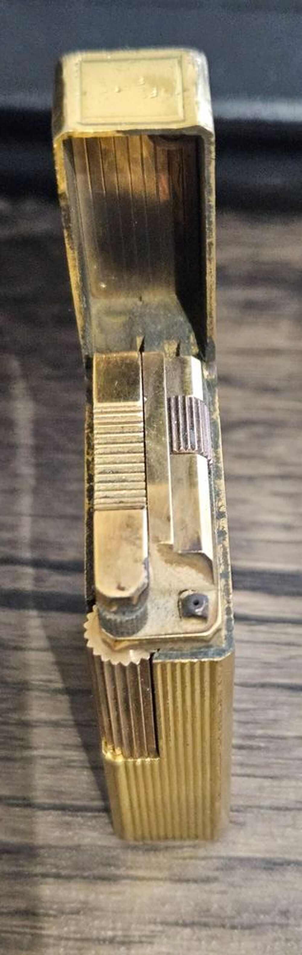 Briquet DUPONT Homme OR et LAQUE Noire 