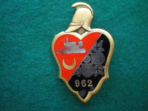 Insigne du Gnie - 962 Compagnie Mixte d'Equipement Bennes. 18 Caen (14)