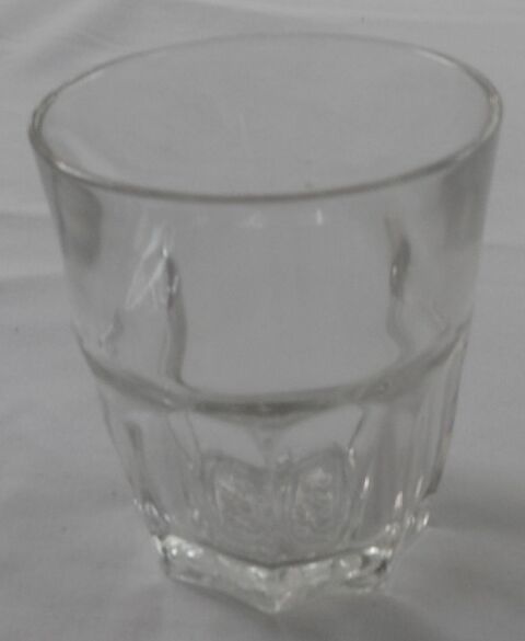 Verre tordu BURGER KING Grills  la flamme depuis 1954 10 Castries (34)