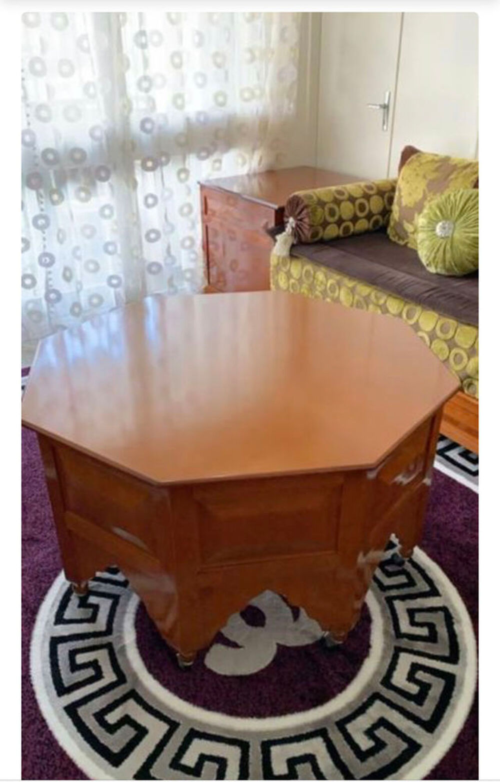Jolie salon marocain en excellent &eacute;tat Meubles