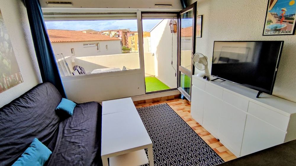 Vente Appartement Le Cap d'Agde : Proche Avant Port / Bas des falaises: Vue Chenal STUDIO-CABINE ( 26,71m² ) + terrasse 7,51m². Le cap d agde