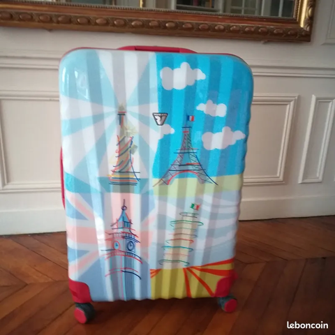 VALISE RONCATO 130 Paris 8 (75)