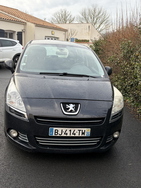 Peugeot 5008 1.6 BlueHDi 120ch S&S EAT6 7 Places Active Business 2011 occasion Cir&eacute;-d'Aunis 17290