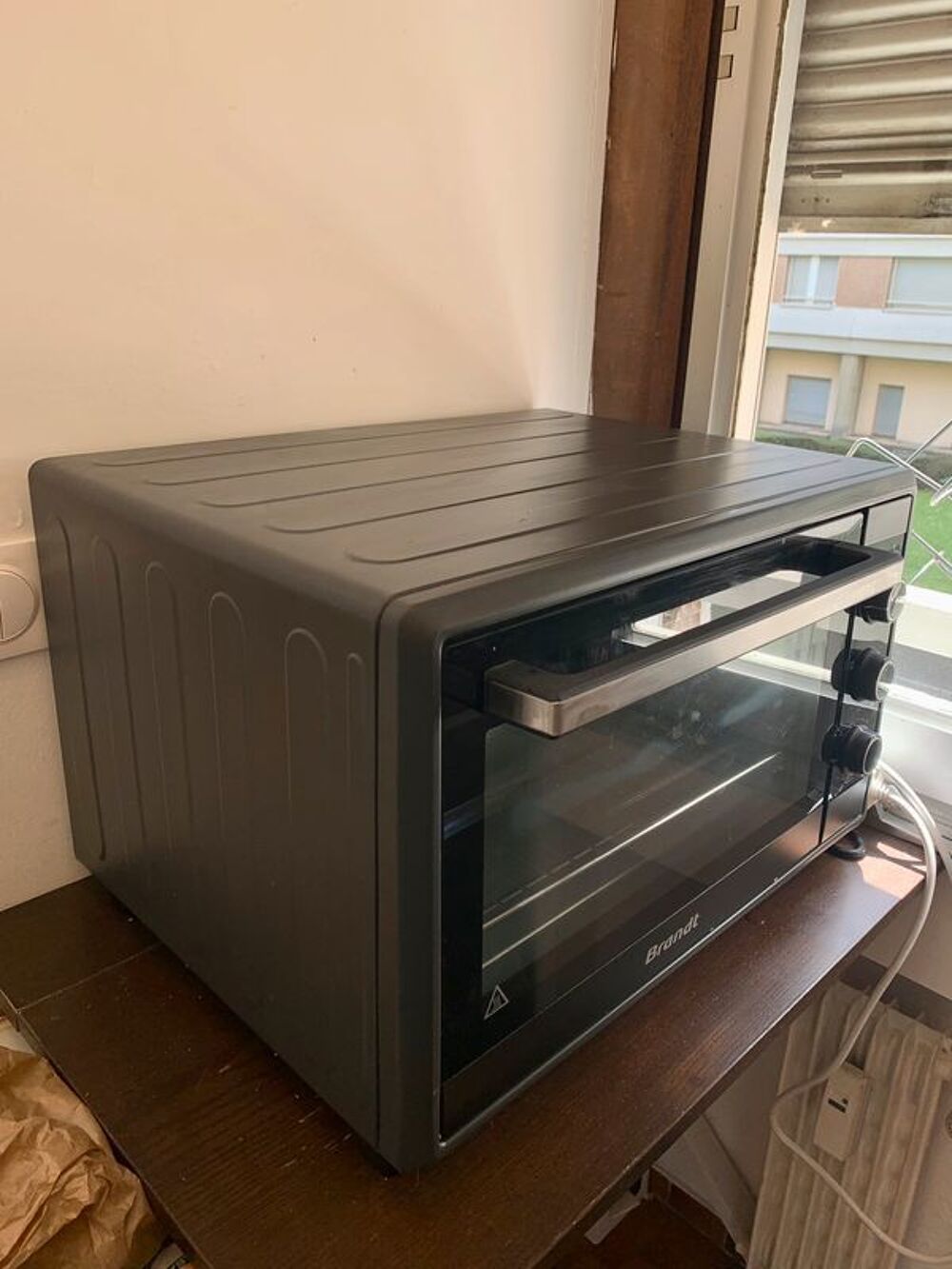 Mini-four Brandt multifonctions 55L 2200W Electroménager