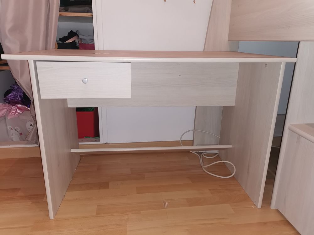 Lit mi hauteur Meubles