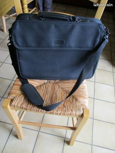 Sacoche noire 6 M�rignies (59)